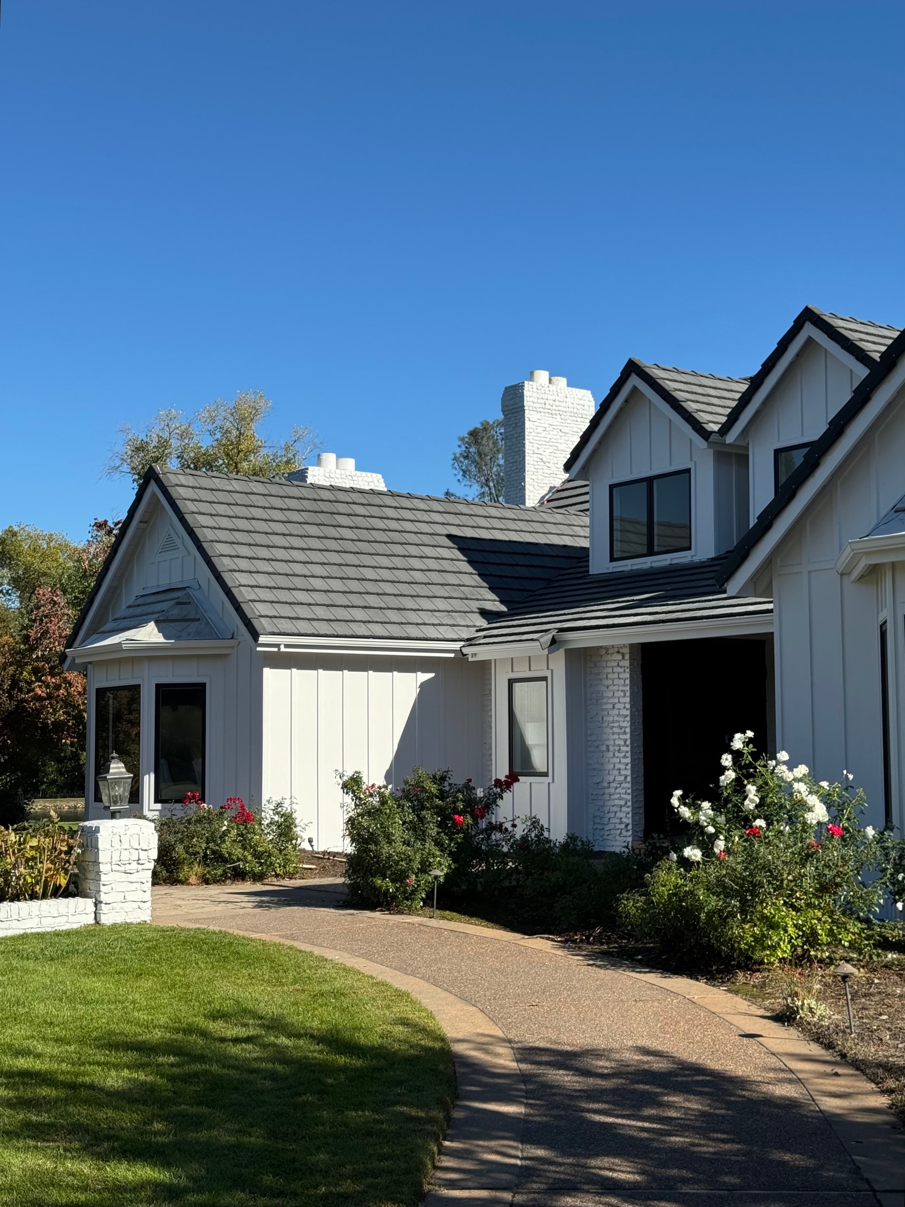Sacramento Modern Farmhouse Exterior Painting Completed
